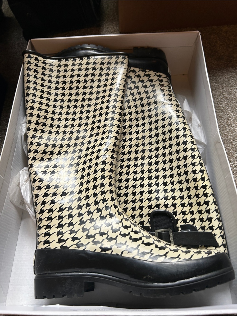 Sperry Black and Cream Houndstooth Rain Boots
